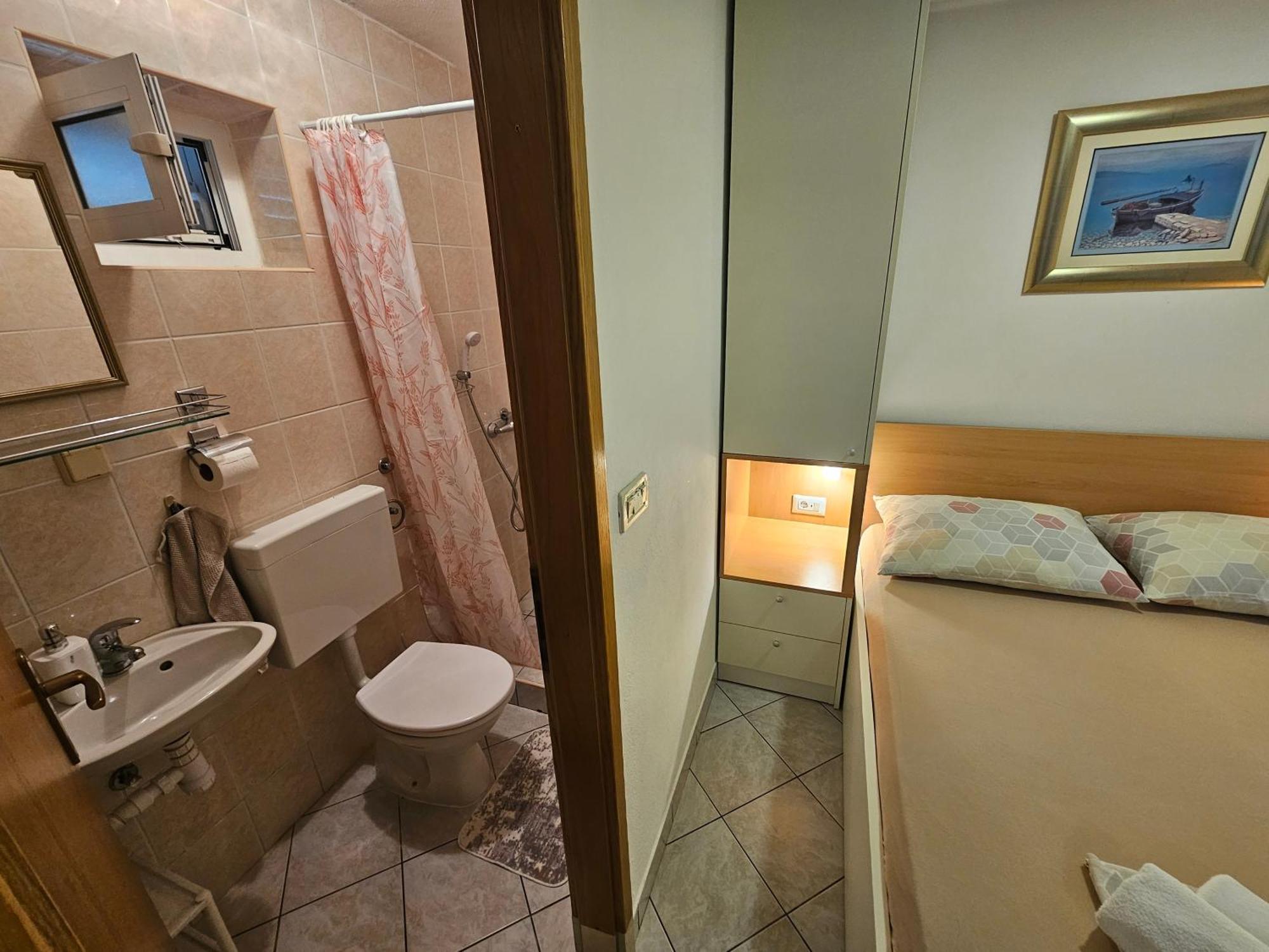 Apartment Nikica Трогир Стая снимка